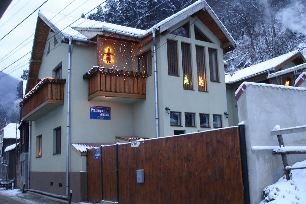 思贝儿 格提亚娜旅馆酒店 外观 照片